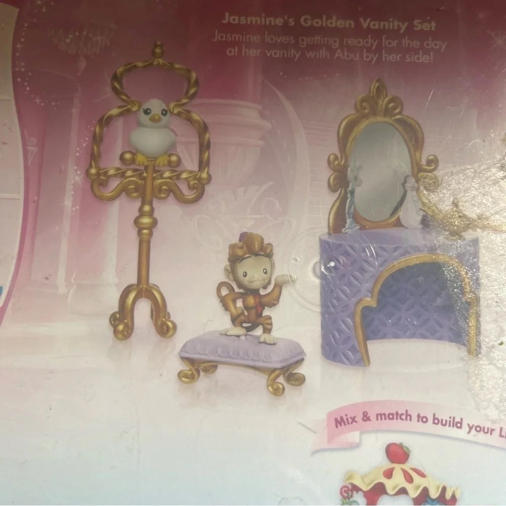 Disney Princess Little Kingdom Jasmine’s Golden Vanity Set